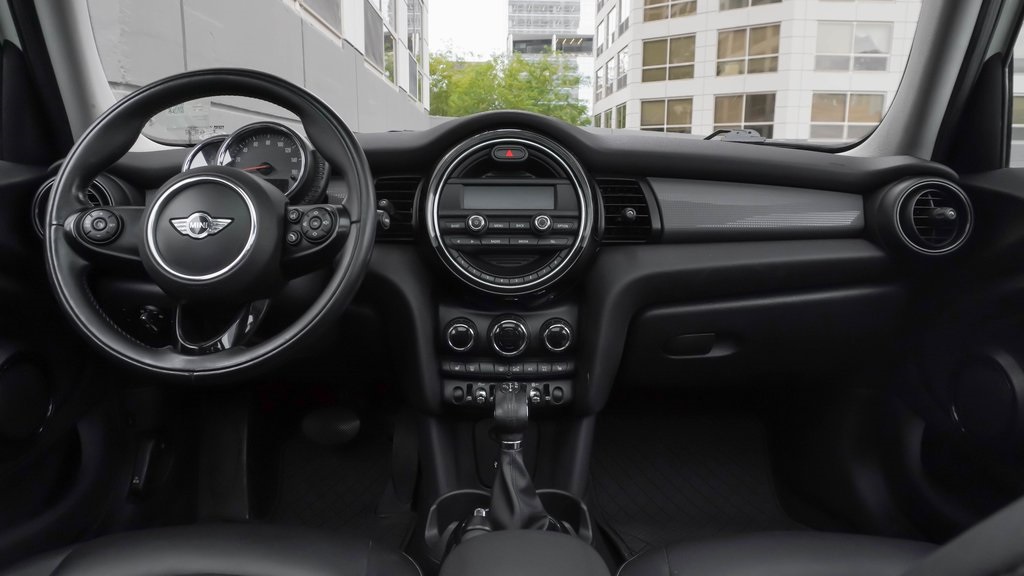 2016 MINI Cooper Base 12