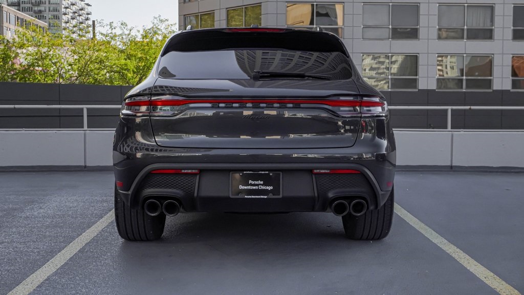 2022 Porsche Macan  4