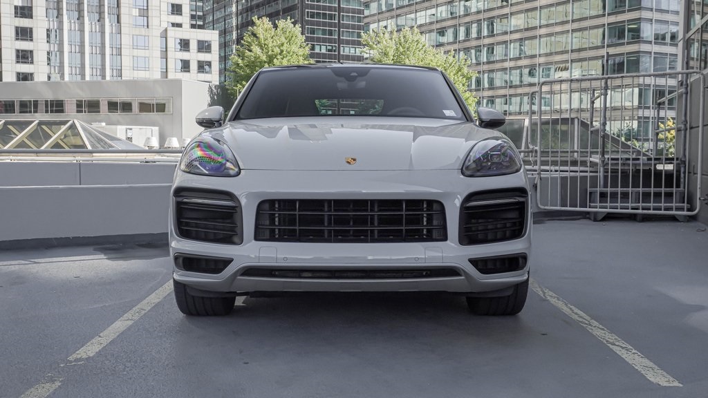 2022 Porsche Cayenne Coupe GTS 2