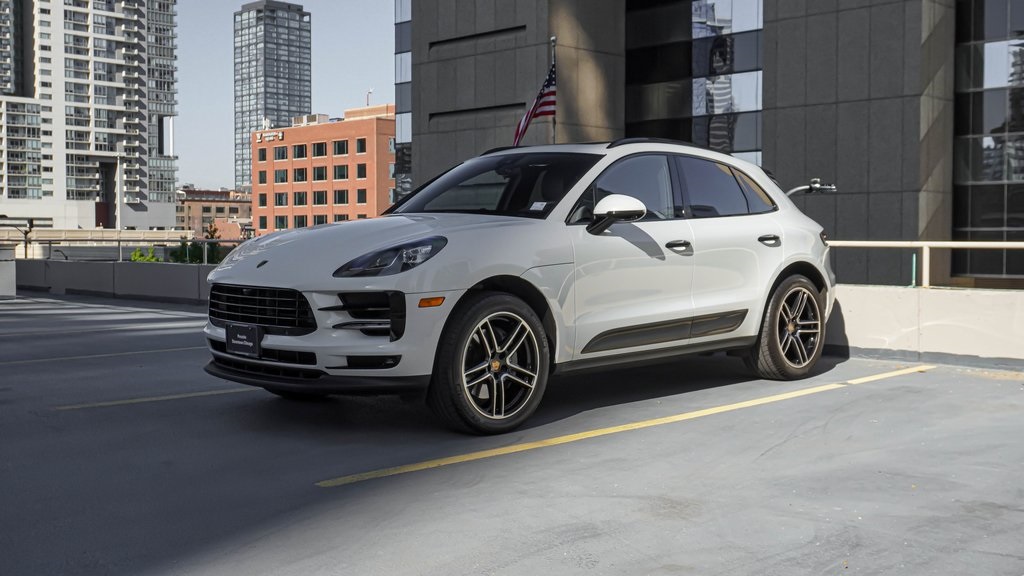 2021 Porsche Macan S 1