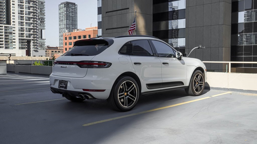 2021 Porsche Macan S 3