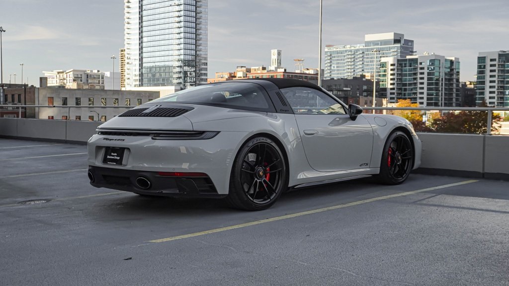 2022 Porsche 911 Targa 4 GTS 4