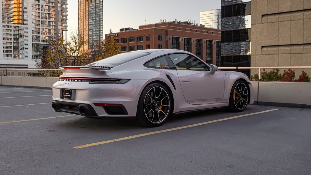 2023 Porsche 911 Turbo S 3