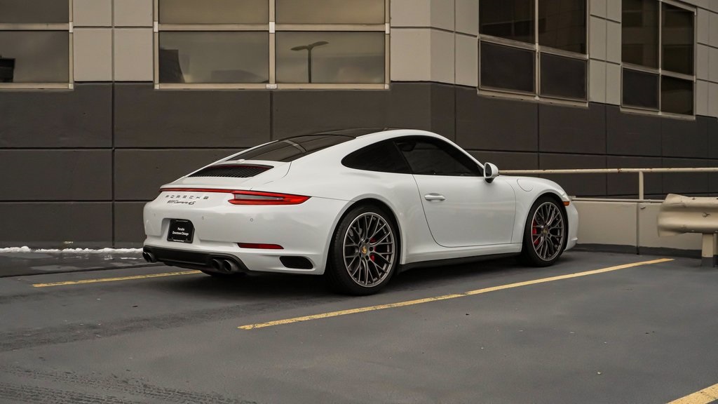 2017 Porsche 911 Carrera 4S 3