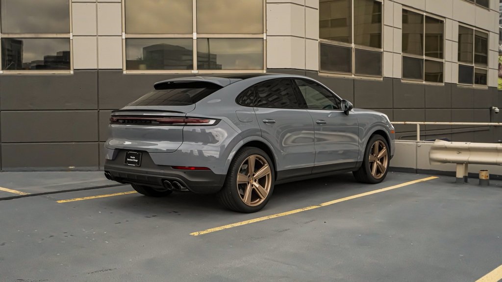 2024 Porsche Cayenne Coupe  3