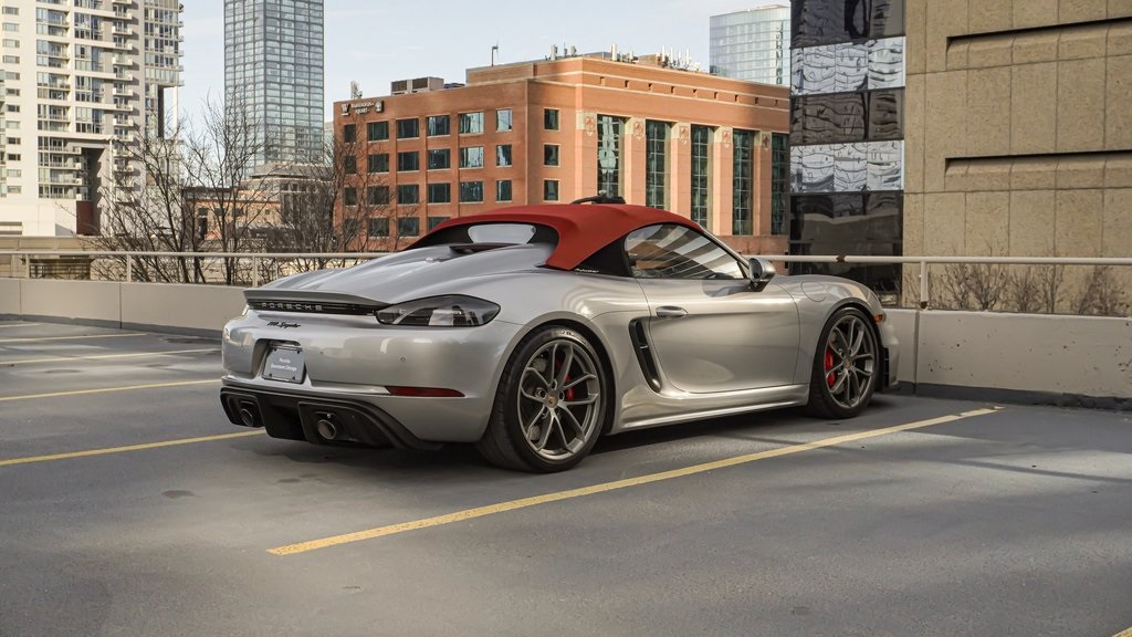 2022 Porsche 718 Spyder  5