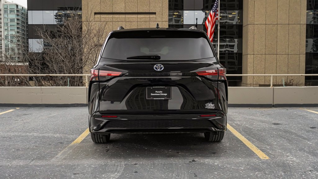 2022 Toyota Sienna XSE 7