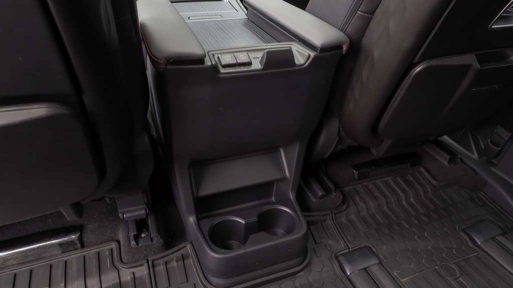 2022 Toyota Sienna XSE 14