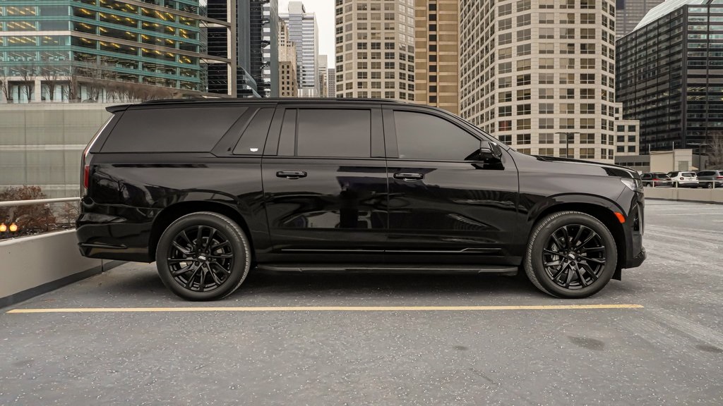 2023 Cadillac Escalade ESV Sport 4