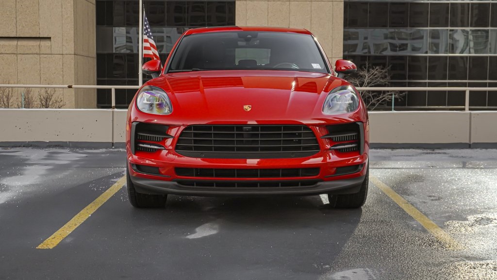 2021 Porsche Macan S 2