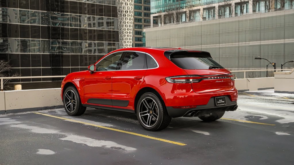 2021 Porsche Macan S 8