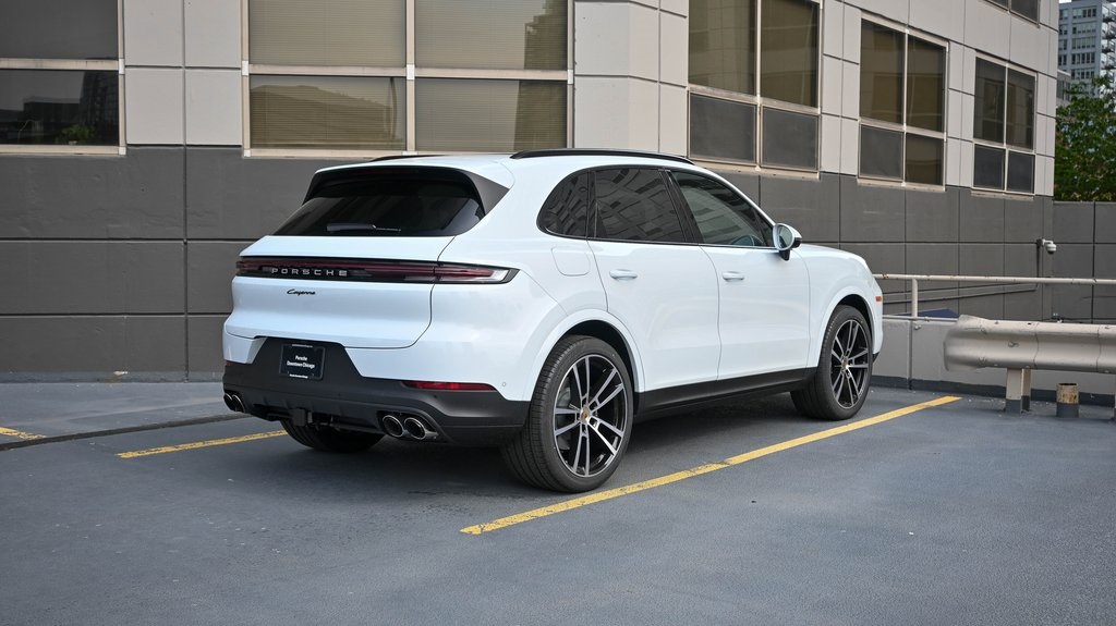 2024 Porsche Cayenne  4