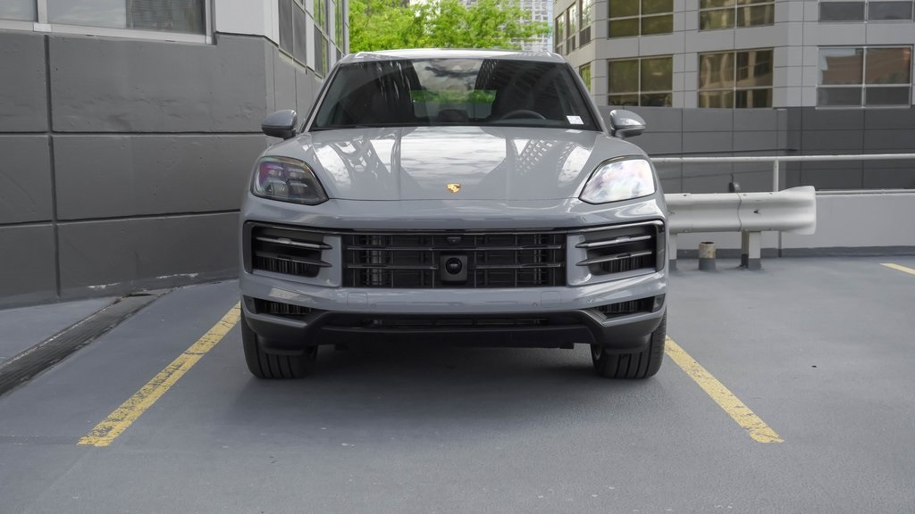 2024 Porsche Cayenne  2