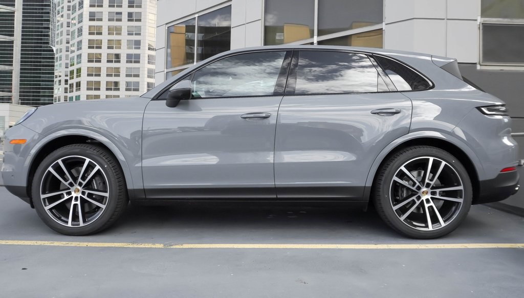 2024 Porsche Cayenne  3