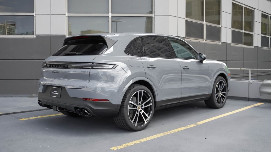 2024 Porsche Cayenne  4