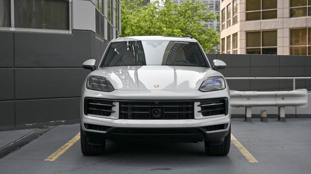 2024 Porsche Cayenne  2