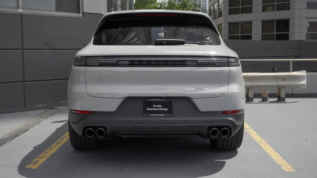 2024 Porsche Cayenne  5