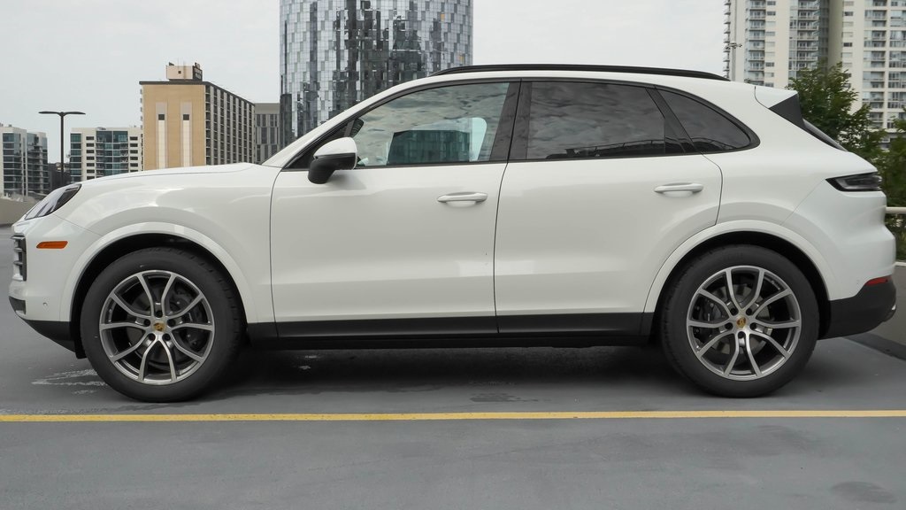 2024 Porsche Cayenne  3