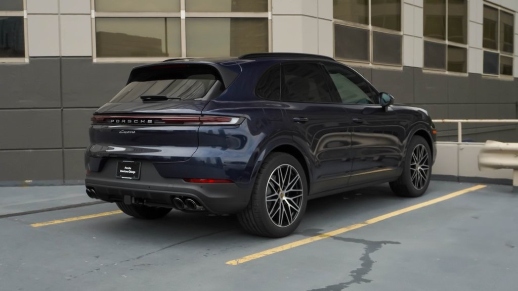 2024 Porsche Cayenne  3