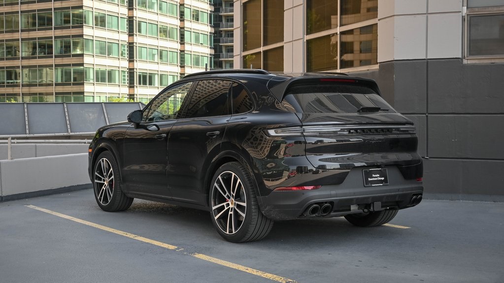 2024 Porsche Cayenne S 3