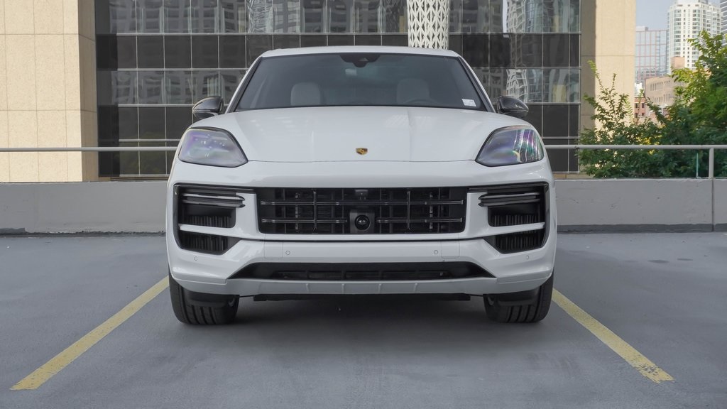 2024 Porsche Cayenne E-Hybrid Turbo 2