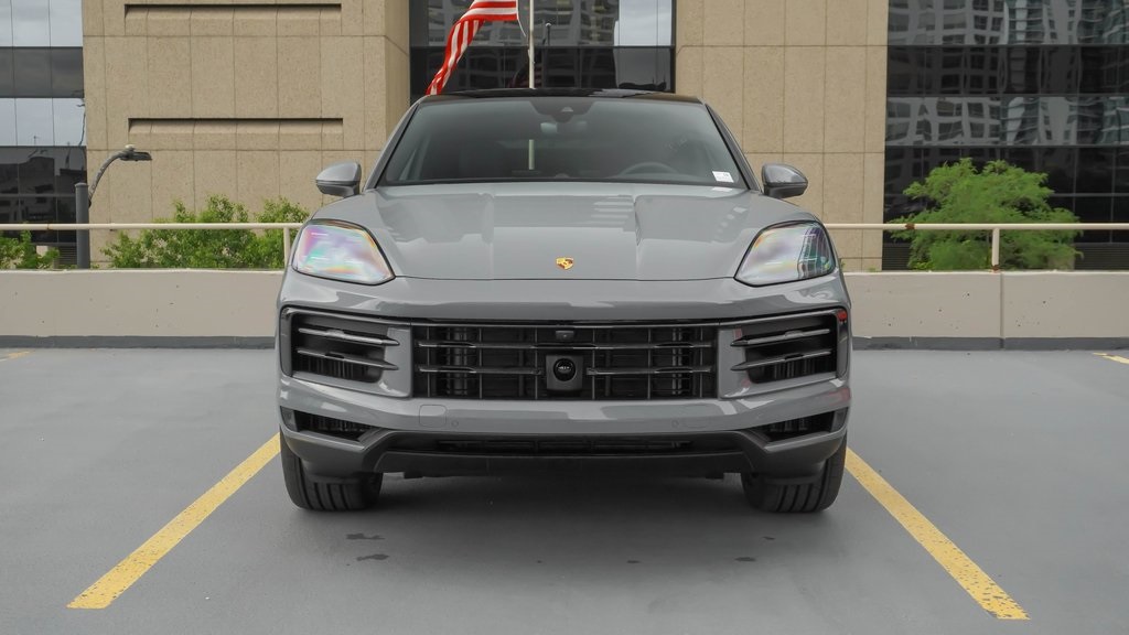 2024 Porsche Cayenne Coupe  2