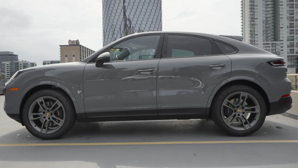 2024 Porsche Cayenne Coupe  3