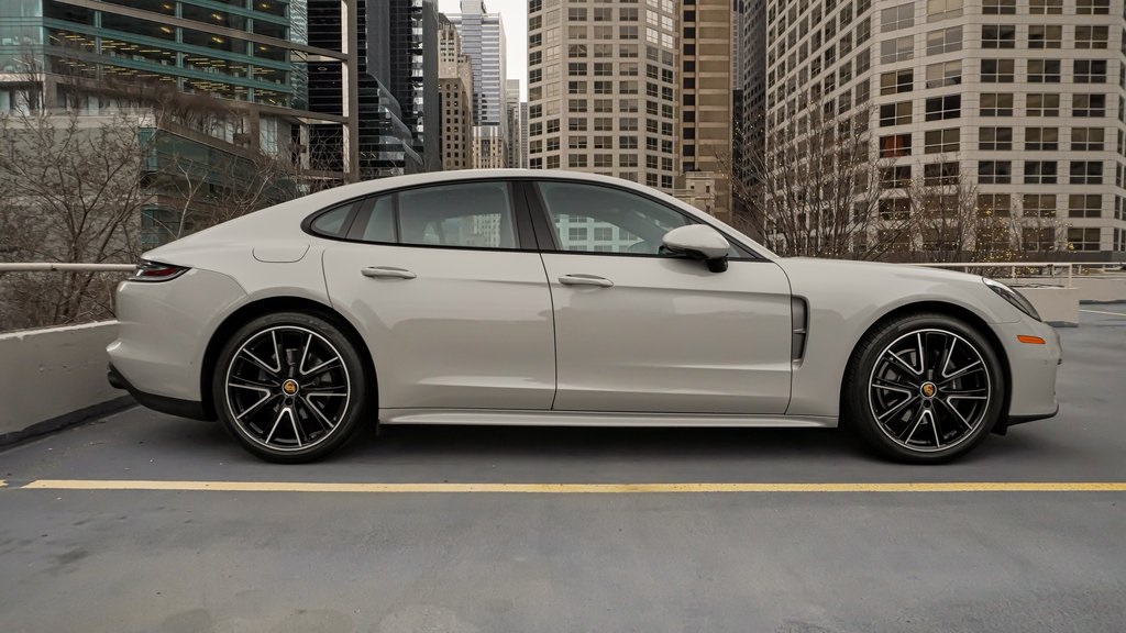 2023 Porsche Panamera 4 Platinum Edition 4