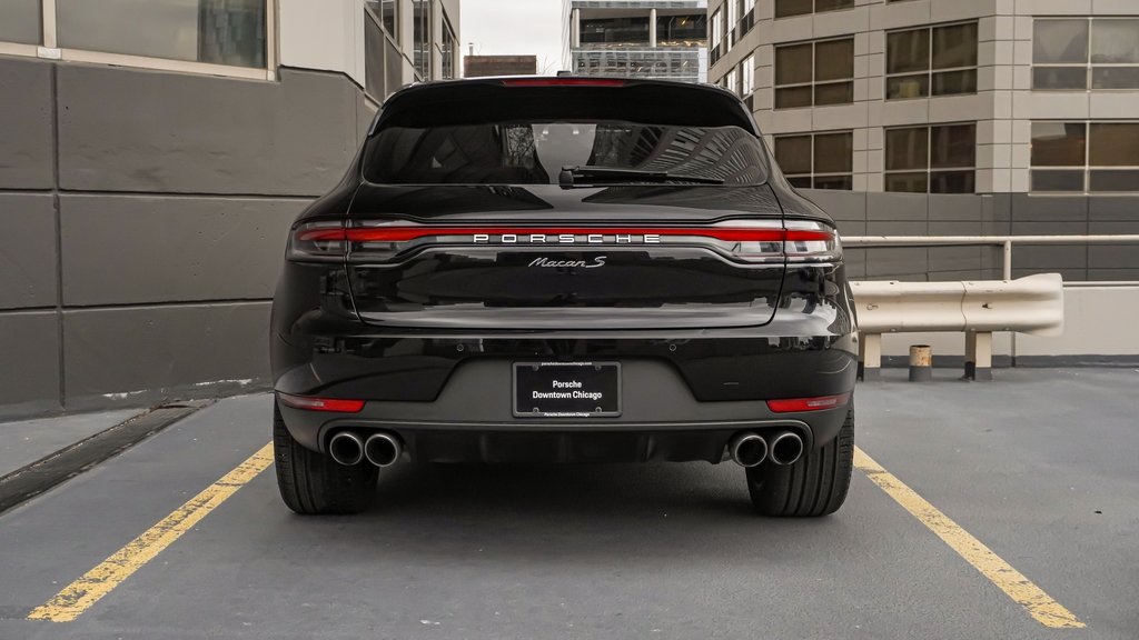 2021 Porsche Macan S 4