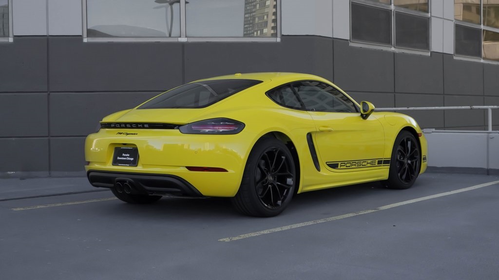 2024 Porsche 718 Cayman Style Edition  3