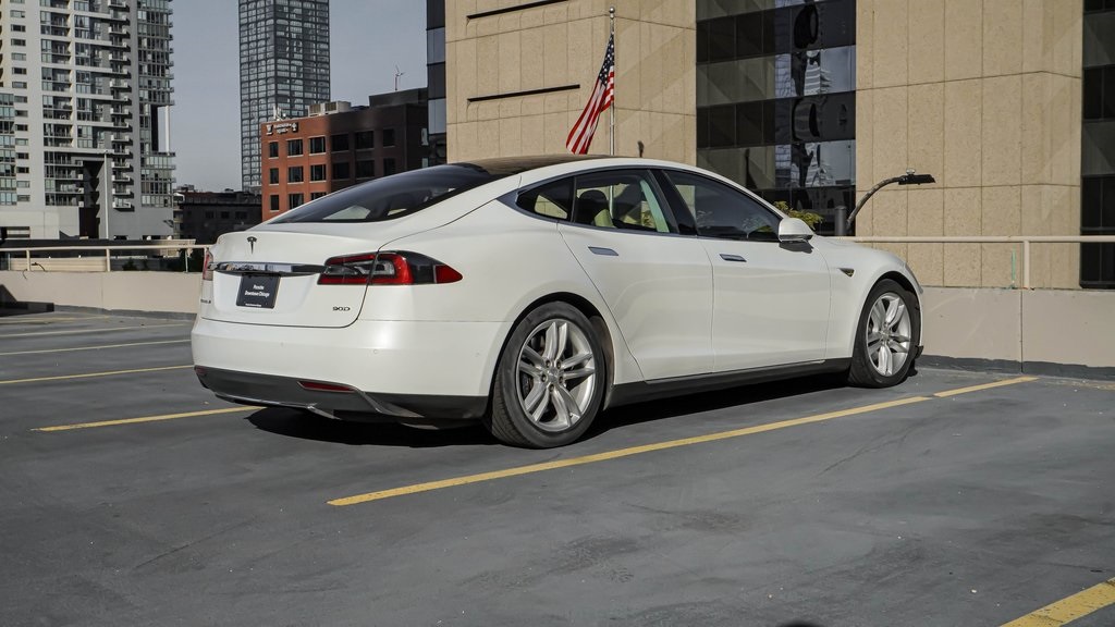 2016 Tesla Model S 90D 3