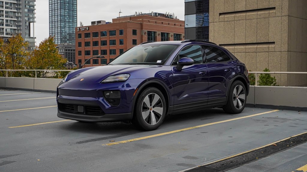 2024 Porsche Macan Electric 4 1