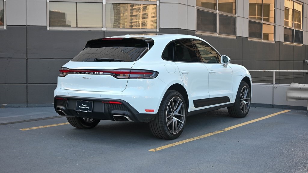 2024 Porsche Macan  4