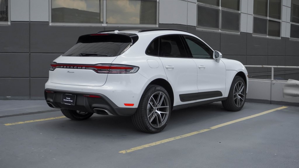 2024 Porsche Macan  4