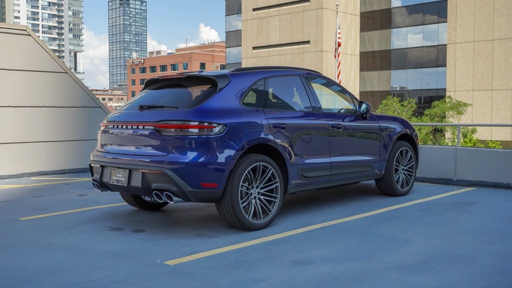 2024 Porsche Macan  3