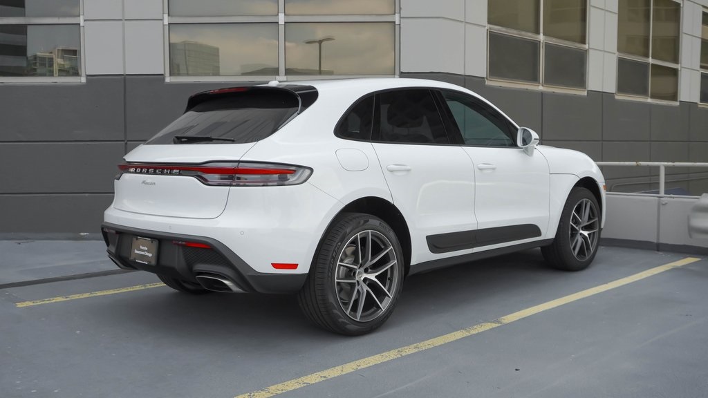 2024 Porsche Macan  4