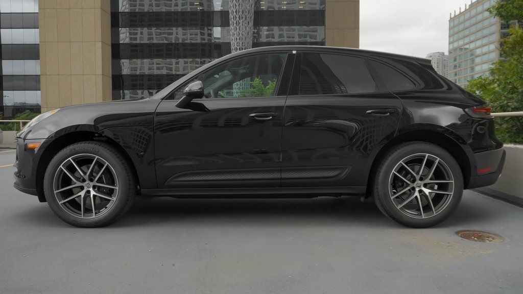 2024 Porsche Macan  3