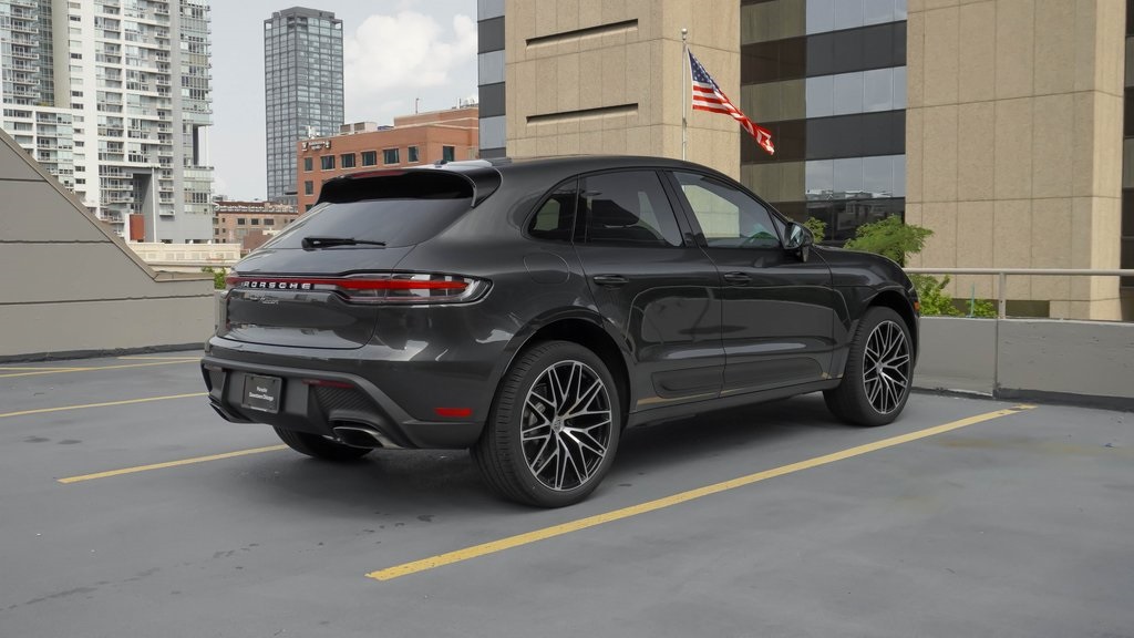 2024 Porsche Macan  4