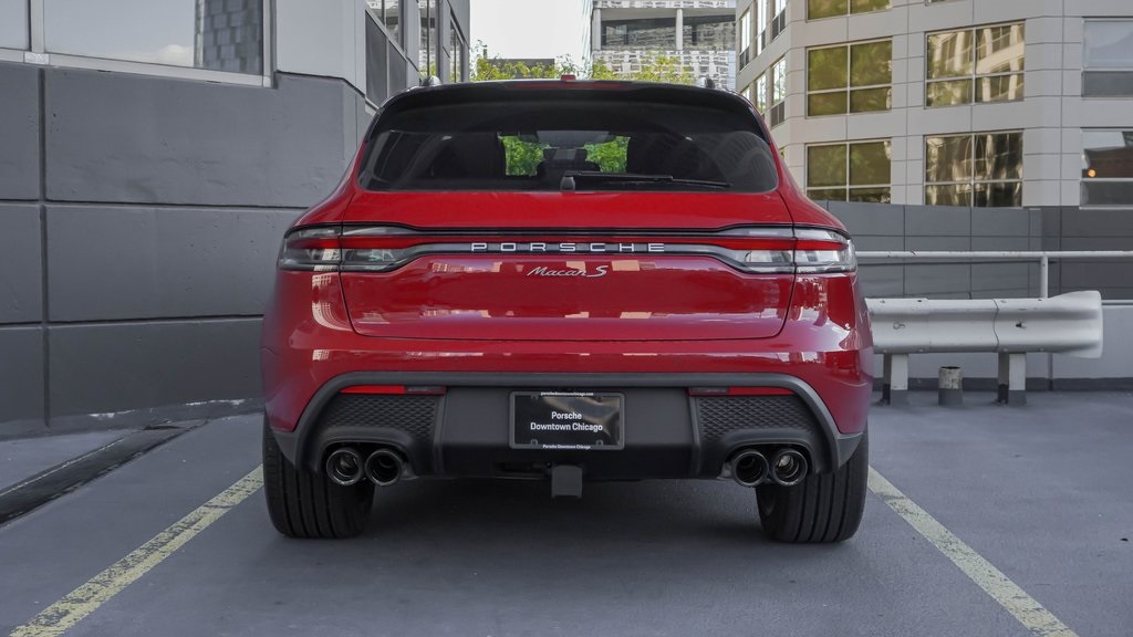 2024 Porsche Macan S 4