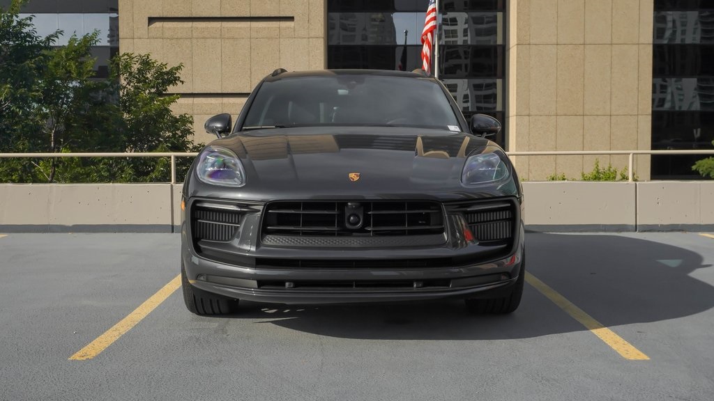 2024 Porsche Macan S 2