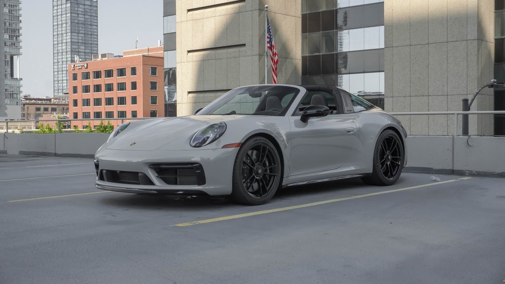 2024 Porsche 911 Targa 4 GTS 2