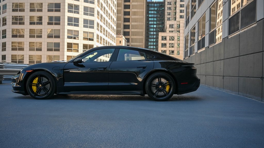 2024 Porsche Taycan Turbo S 3