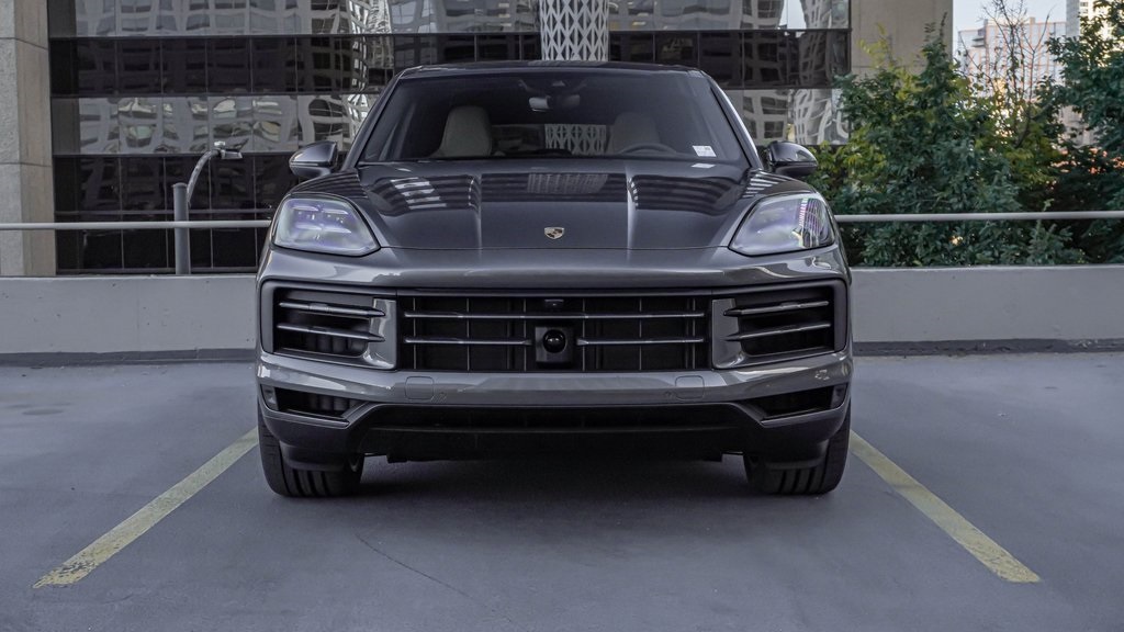 2025 Porsche Cayenne E-Hybrid  2