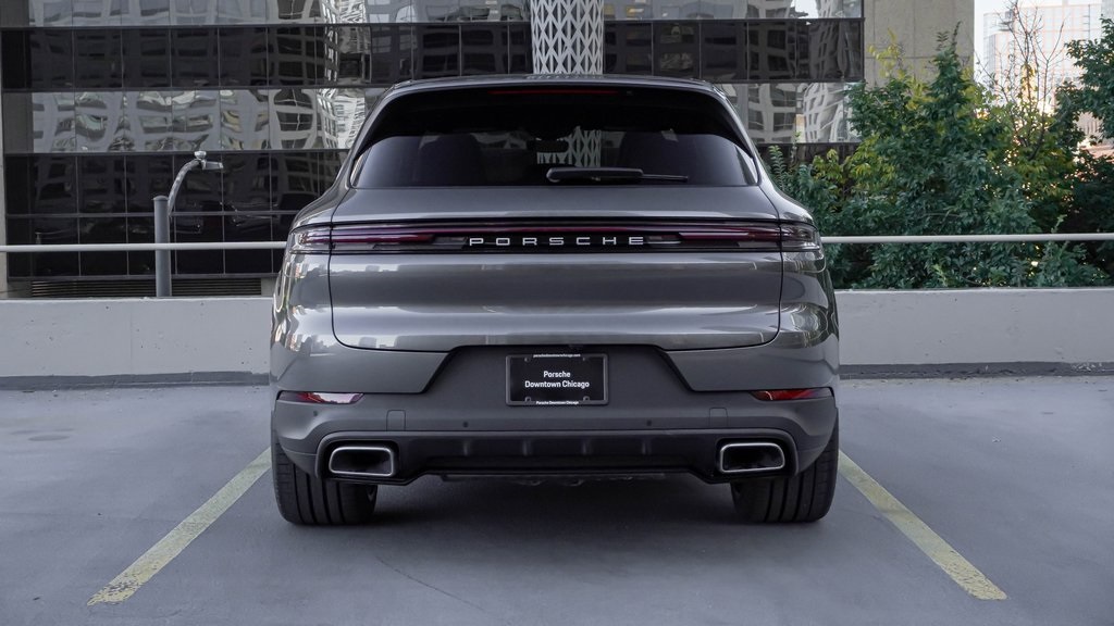 2025 Porsche Cayenne E-Hybrid  4