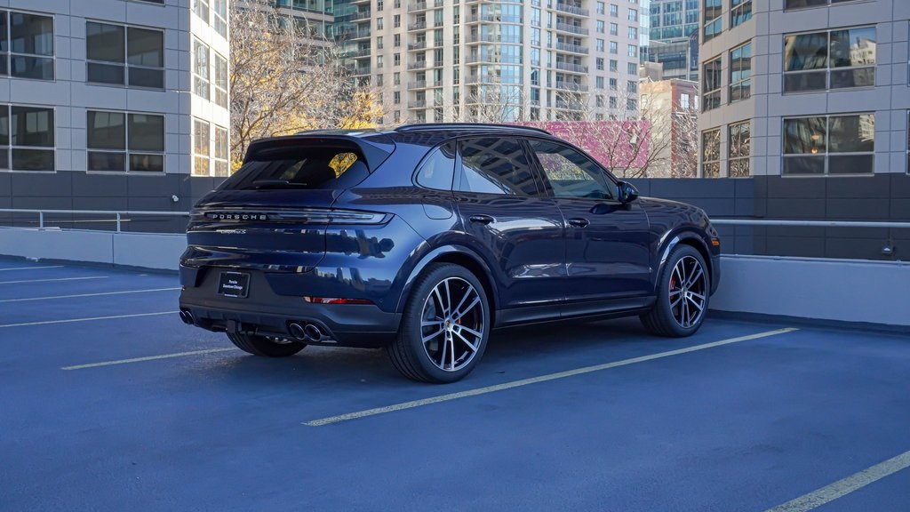 2025 Porsche Cayenne S 3