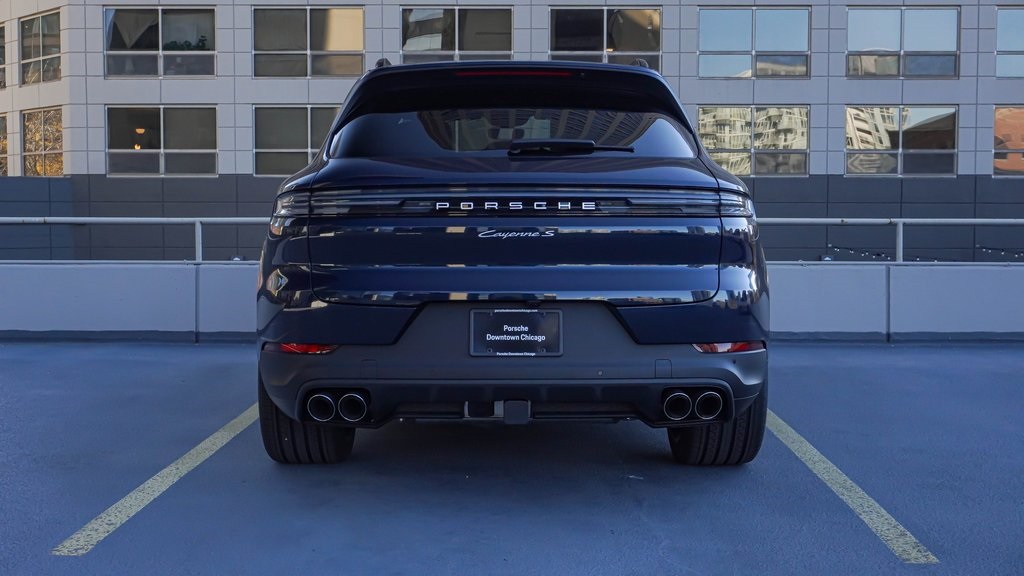 2025 Porsche Cayenne S 4