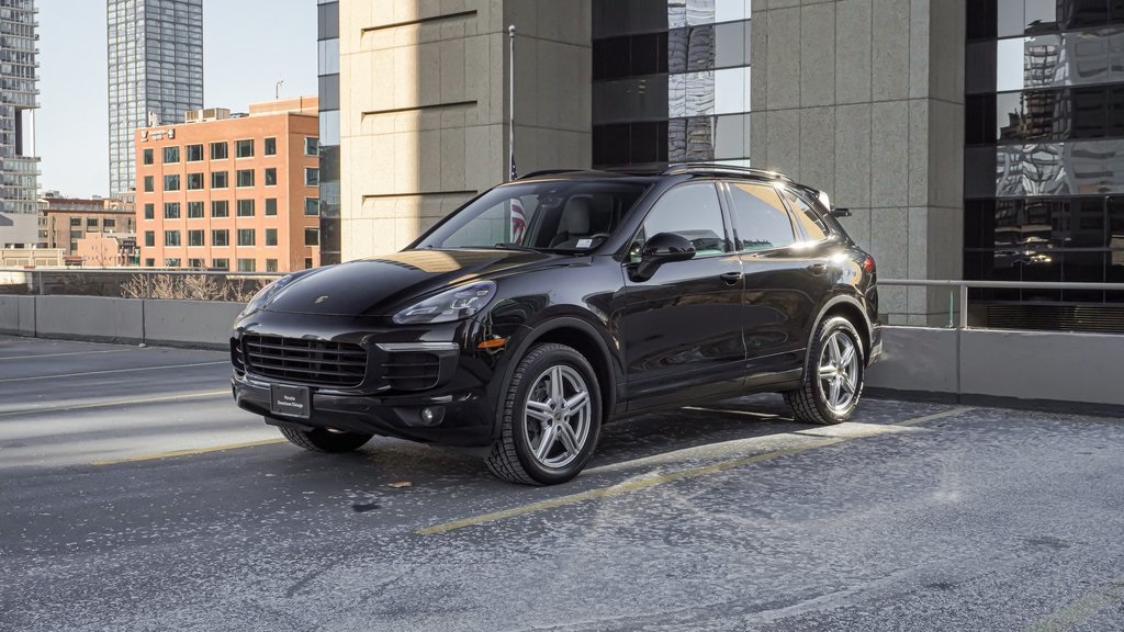 2016 Porsche Cayenne  1