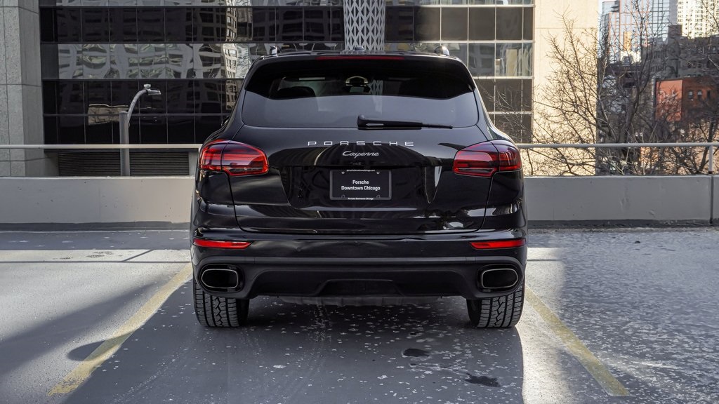 2016 Porsche Cayenne  7