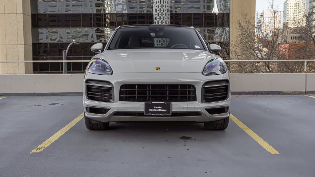 2022 Porsche Cayenne Coupe GTS 2