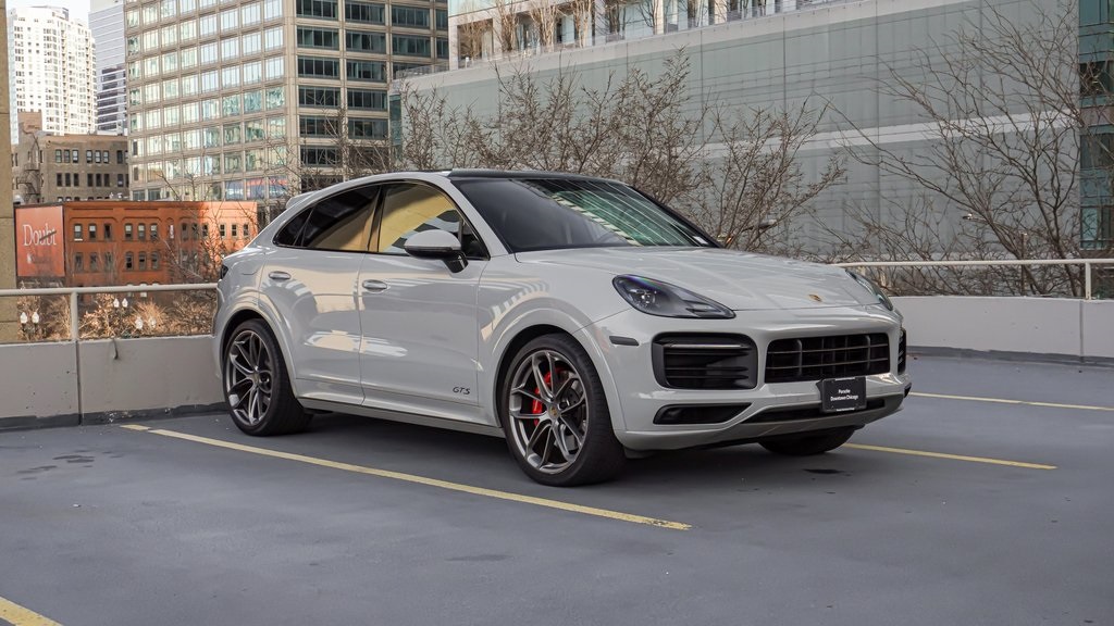 2022 Porsche Cayenne Coupe GTS 3